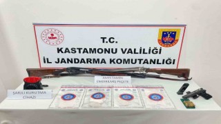 Kastamonuda peçeteye emdirilmiş amfetamin ele geçirildi: 2 gözaltı