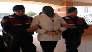 Kastamonuda, KAFES-45 Operasyonunda gözaltına alınan örgüt lideri adliyeye sevk edildi