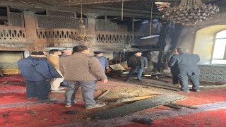 Kaymakam Demirci: “Köy camisindeki yangın sonucu oluşan zarar en kısa sürede karşılanacak”