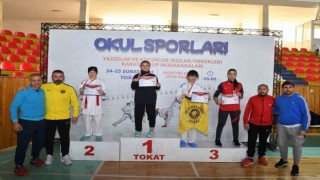 Kayserili karatecilerden 10 madalya