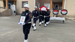 Kazada ölen polis memurunun cenazesi düzenlenen törenle memleketine gönderildi
