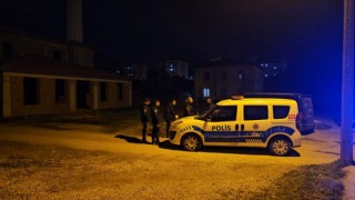 Kimliği belirsiz kişilerce silahla vurulan şahıs tedavi altına alındı