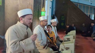 Kırşehirde Berat Kandilinde camiler doldu taştı