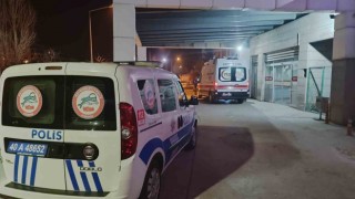 Kırşehirde çevreye rahatsızlık veren kişileri uyaran bekçi göğsünden bıçaklandı