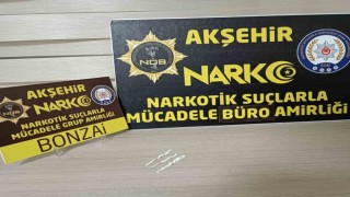 Konyada uyuşturucu satıcısı 2 şüpheli tutuklandı
