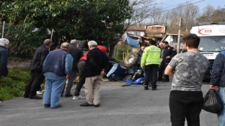 Köpeğe çarpmamak için manevra yapan patpat yan yattı: 2 yaralı