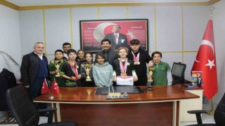 Köyceğizli öğrenciler Çanakkaleden şampiyon döndü