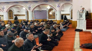 Kuluda Miraç Kandilinde camiler doldu