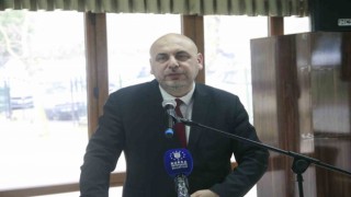 Kürsüde depremi konuşurken deprem oldu