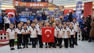 Kütahya Belediyespor Kulübü sporcuları hünerlerini sergiledi