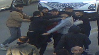 Maç çıkışı yan bakma kavgasında bıçaklanan genç baba, hayata 23 gün tutunabildi