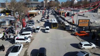 Malatyada gelişi güzel parklar trafik yoğunluğuna neden oluyor