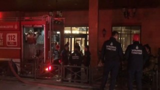 Maltepede AVMnin oyun parkında yangın