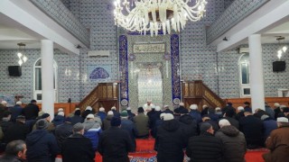 Mamure Camiinde sabah namazında cemaat buluştu