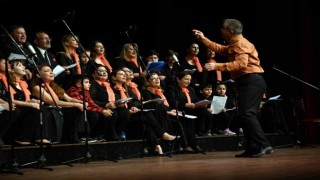 Manavgat Belediyesi TSM Korosundan ‘Karışık Kaset Konseri