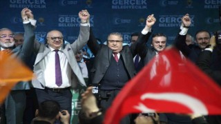 Manisada Cumhur İttifakının belediye başkan adayları tanıtıldı