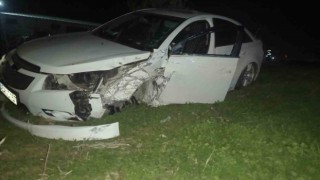 Manisada otomobil ve minibüs çarpıştı: 5 yaralı