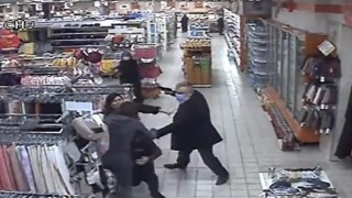 Marketteki dehşet anları kamerada