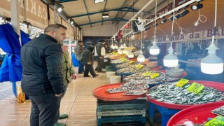 Marmaradaki fırtına balık fiyatlarını etkiledi