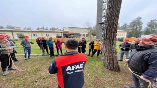 MEB personeline arama kurtarma eğitimi verildi