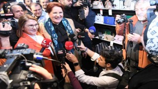 Meral Akşenerden Kahramankazan esnafına ziyaret