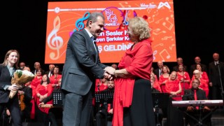 Mersin'de Emeklilerden Muhteşem Konser