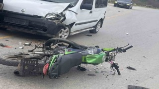 Milasta otomobil ile motosiklet çarpıştı: 1 yaralı