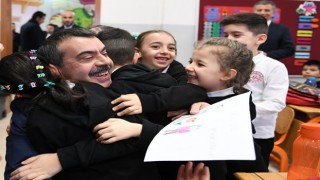 Milli Eğitim Bakanı, Yeni Eğitim Öğretim Dönüm Açılışına Katıldı