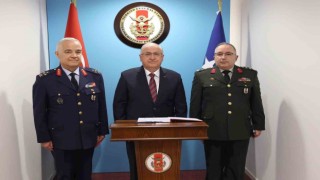 Milli Savunma Bakanı Güler, NATO Karargahındaki Türk Askeri Temsil Heyet Başkanlığını ziyaret etti