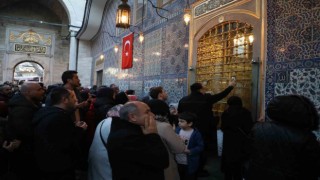 Miraç Kandili Eyüp Sultanda dualarla ihya edildi