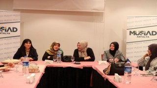 MÜSİAD Kadın Antalya üyelerinden Sevgi dolu etkinlik