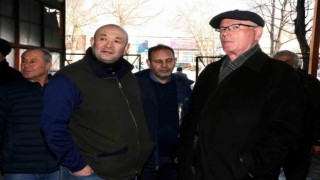 Odunpazarı Belediye Başkanı Kazım Kurt Teksanda yanan fabrikaya geçmiş olsun ziyareti