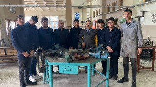 Öğrenciler milyonluk ürünler üretiyor