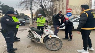 Okul önlerinde asayiş denetimi yapıldı