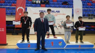 Okul Sporları Güreş Türkiye Şampiyonası, Niğdenin ev sahipliğinde başladı