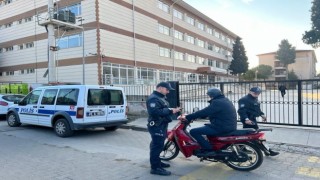 Okulların çevresine ve servislere sıkı denetim