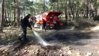 Ormanlık alanda yakılan lastikler itfaiye ve jandarmayı alarma geçirdi