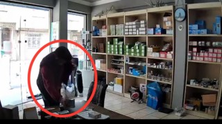 (Özel) Bursada vicdansız hırsız pes dedirtti... O anlar kamerada
