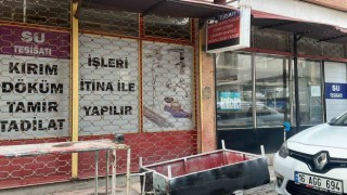 (Özel) Patlak hortum yüzünden müşterisini bıçakladı, işyeri sahibi tutuklandı