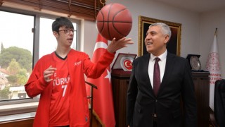 Özel Sporcudan, İl Milli Eğitim Müdürü'ne Ziyaret