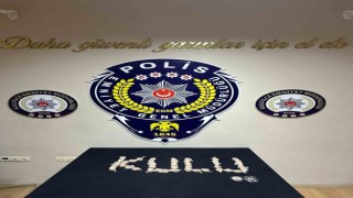 Paketlediği eroini yol kenarına saklamış