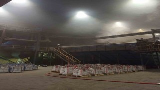 Patlama sonrası meydana gelen yangında Tosçelik fabrikasında hasar oluştu