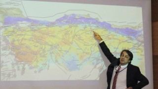 Prof. Dr. Kutoğlu, Deprem ve Deprem Dirençli Kentleşme konulu konferansa katıldı