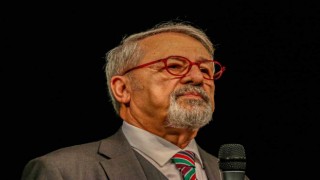 Prof. Dr. Naci Görür: Deprem siyaset üstüdür”