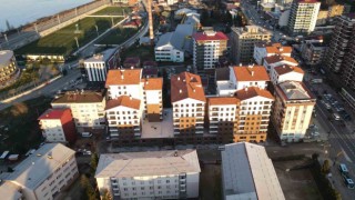 Rizede yıkılan Pisa Kulelerinin yerine yapılan binalar tamamlandı