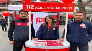 Sağlıkçılardan vatandaşlara 112ye gereksiz çağrı bilgilendirmesi