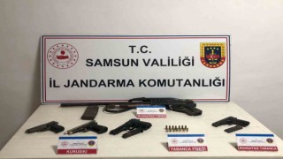 Samsunda jandarma bir evde silah ele geçirdi