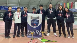 SANKO Okulları öğrencileri teniste il ikincisi oldu