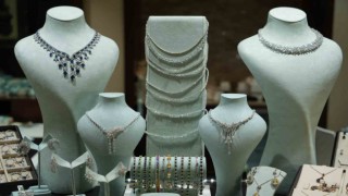 Sevgililer Gününe özel takılar Altın ve Mücevher Fırsat Günlerinde sergileniyor