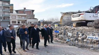 Siirt Valisi Kızılkaya, kentsel dönüşüm çalışmalarını yerinde inceledi